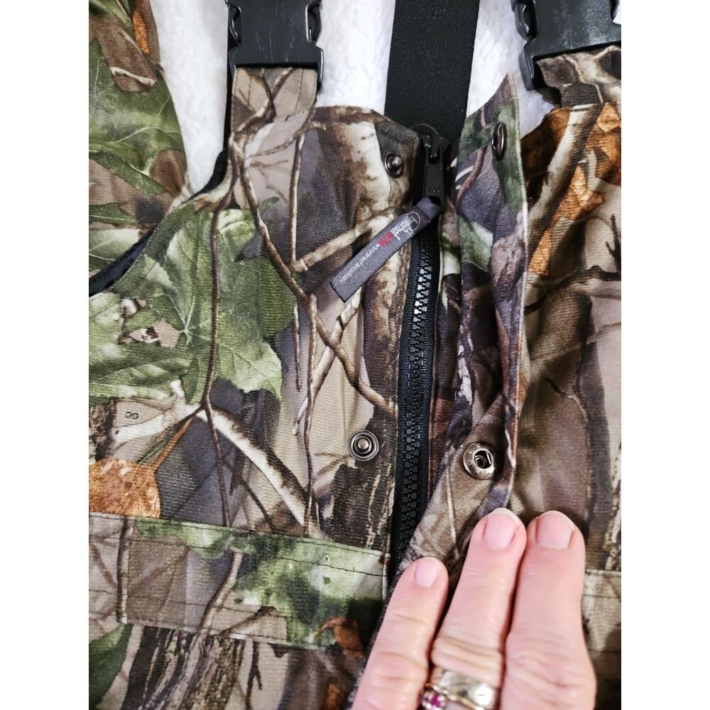 Field and Stream Youth Hunting Overalls Size Medium Insulated Real Tree Great - Picture 3 of 16